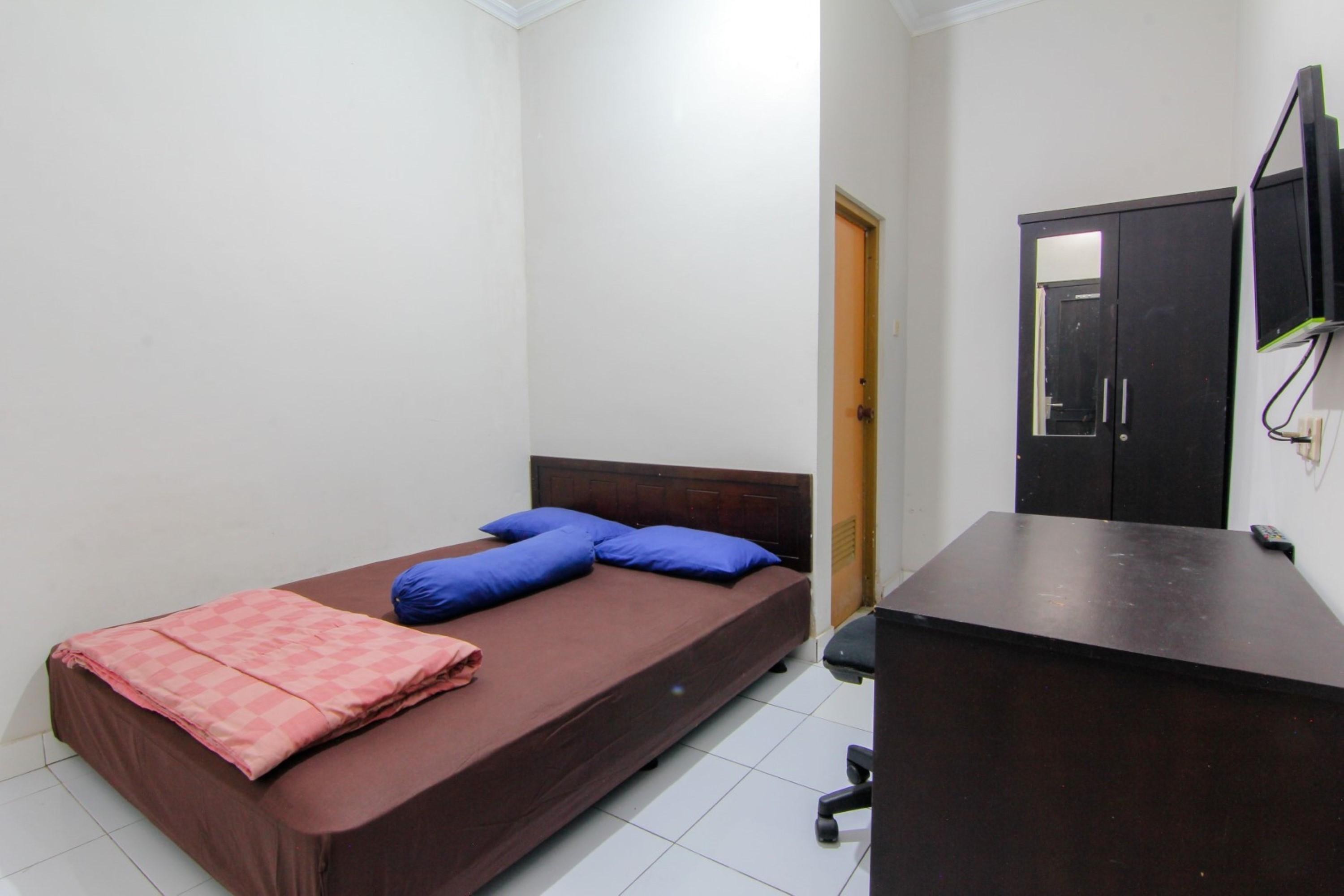 Jj House Wahid Hasyim Guest house